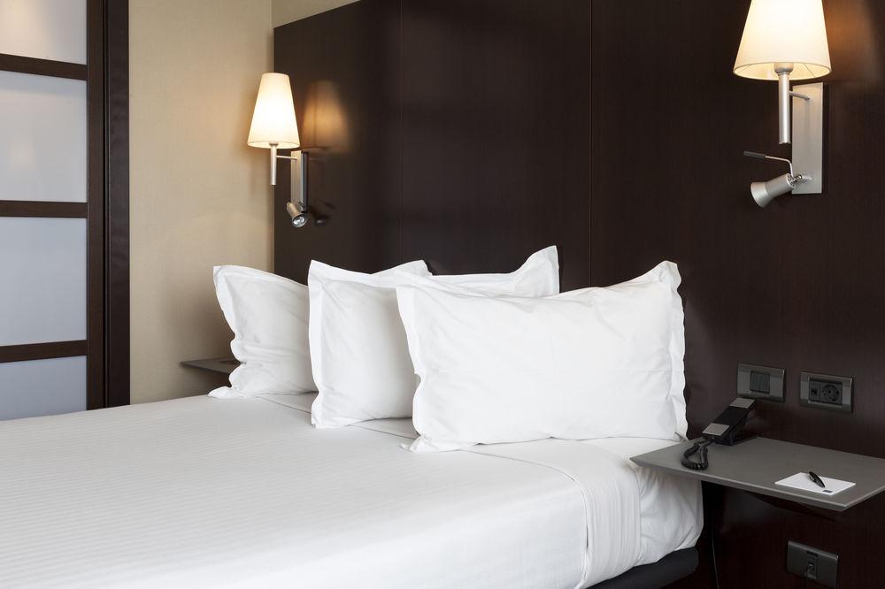 Ac Hotel Oviedo Forum By Marriott Ngoại thất bức ảnh