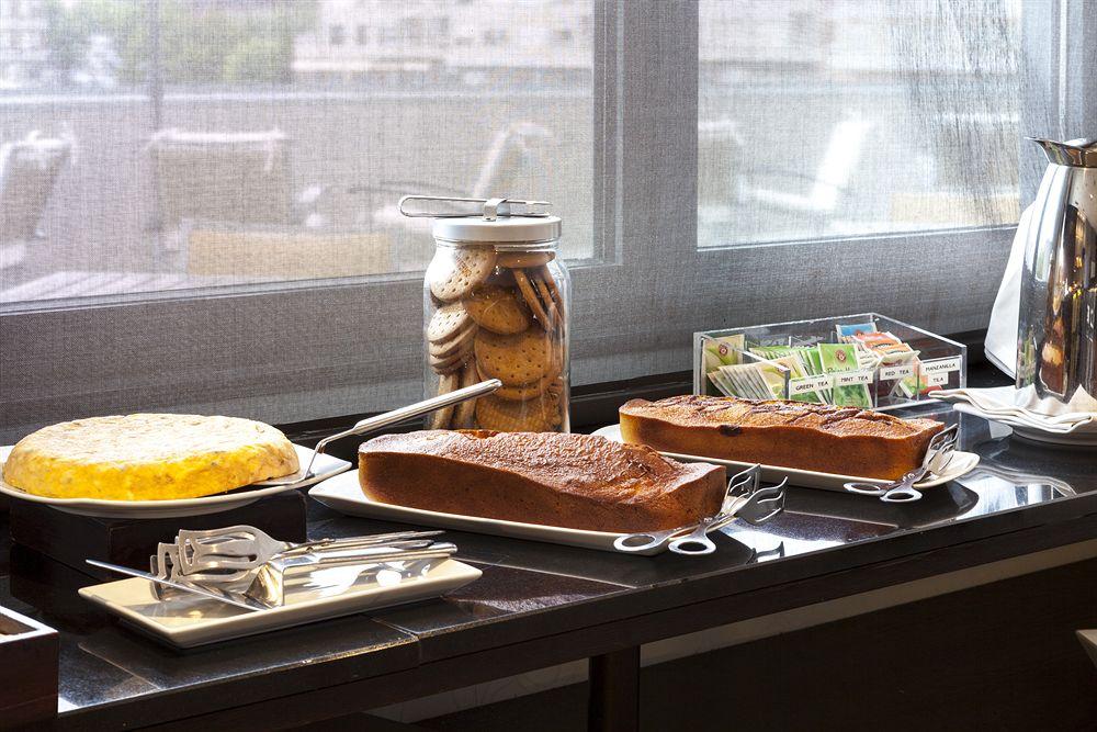 Ac Hotel Oviedo Forum By Marriott Ngoại thất bức ảnh