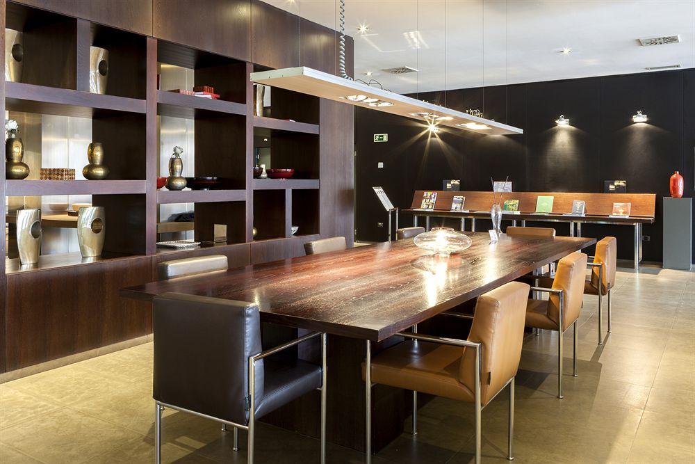 Ac Hotel Oviedo Forum By Marriott Ngoại thất bức ảnh