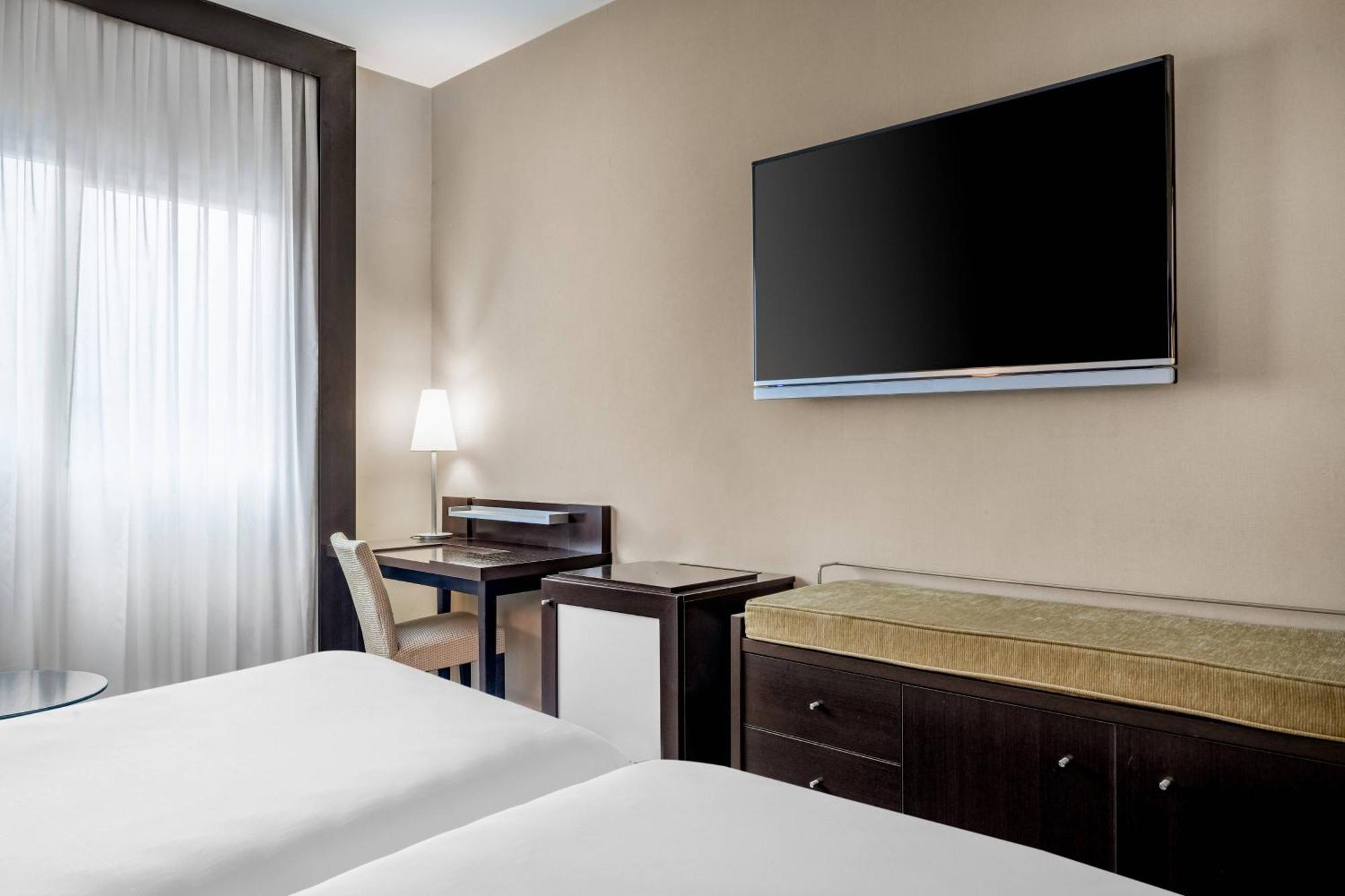 Ac Hotel Oviedo Forum By Marriott Ngoại thất bức ảnh