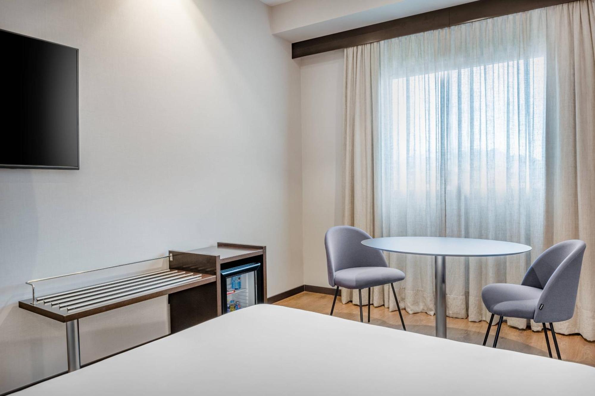Ac Hotel Oviedo Forum By Marriott Ngoại thất bức ảnh